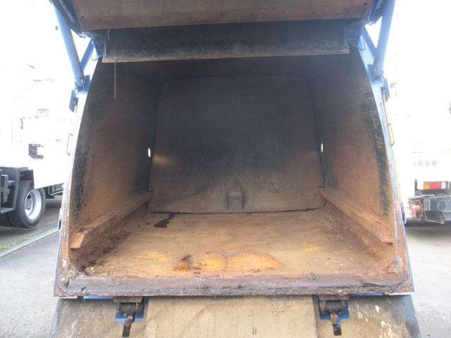 HINO DUTRO 2014 Image 31