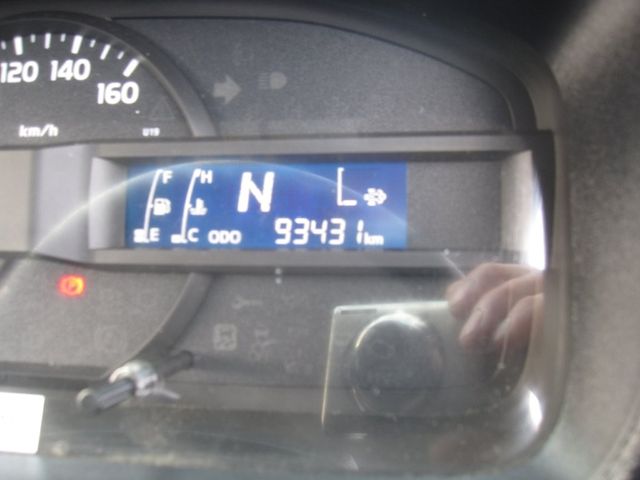 HINO DUTRO 2014 Image 31