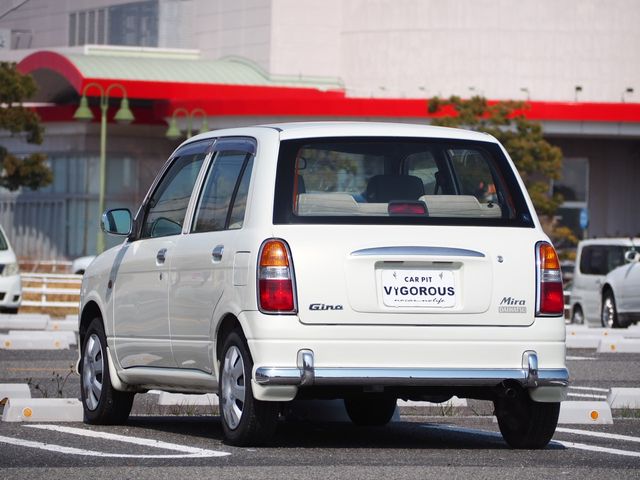 DAIHATSU MIRA GINO 2001 Image 31