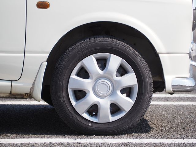 DAIHATSU MIRA GINO 2001 Image 31