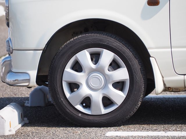 DAIHATSU MIRA GINO 2001 Image 31