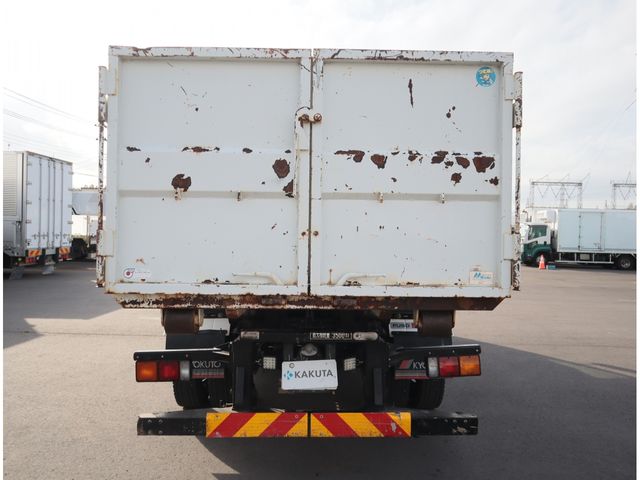 MITSUBISHI FUSOU FIGHTER 2021 Image 31