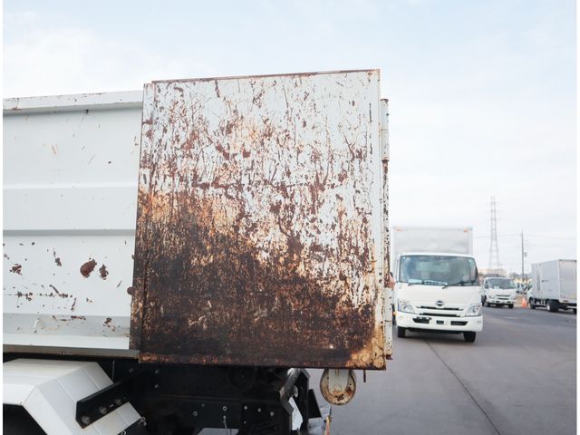 MITSUBISHI FUSOU FIGHTER 2021 Image 31