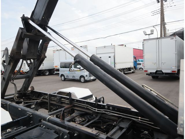 MITSUBISHI FUSOU FIGHTER 2021 Image 31