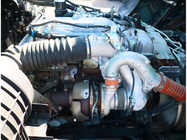 ISUZU GIGA 2024 Image 31