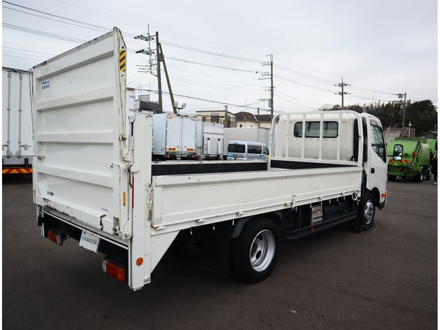 HINO DUTRO 2020 Image 31