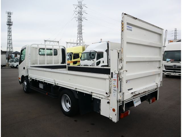 HINO DUTRO 2020 Image 31