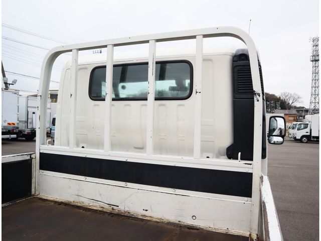 HINO DUTRO 2020 Image 31