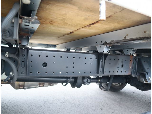 HINO DUTRO 2020 Image 31