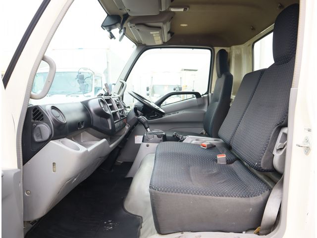 HINO DUTRO 2020 Image 31