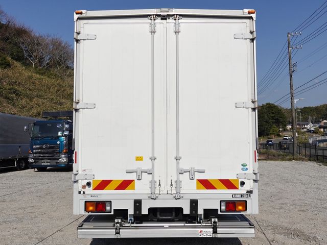 MITSUBISHI FUSOU FIGHTER 2018 Image 31