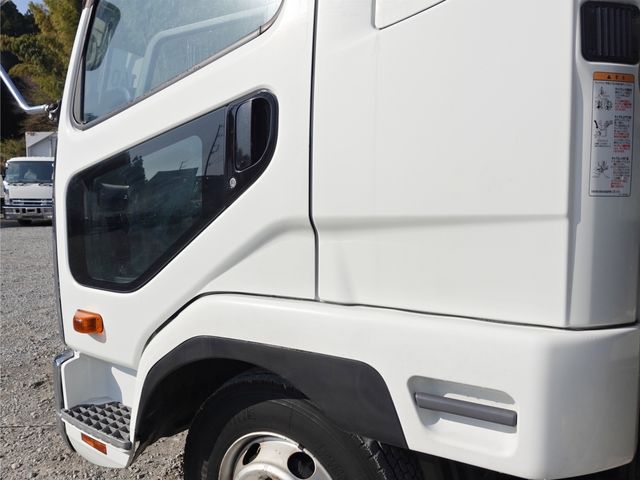 MITSUBISHI FUSOU FIGHTER 2018 Image 31