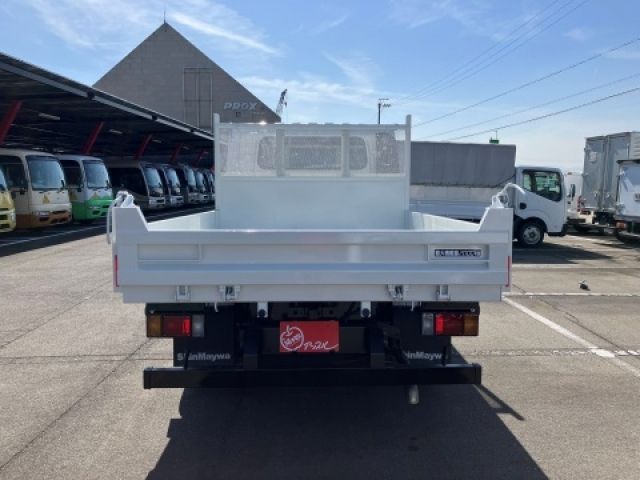 ISUZU ELF 2016 Image 31