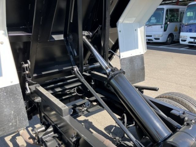 ISUZU ELF 2016 Image 31