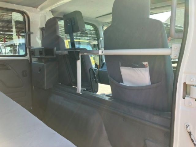 ISUZU ELF 2016 Image 31