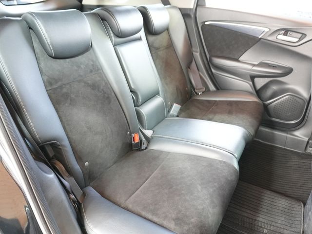 HONDA SHUTTLE HYBRID 2015 Image 31