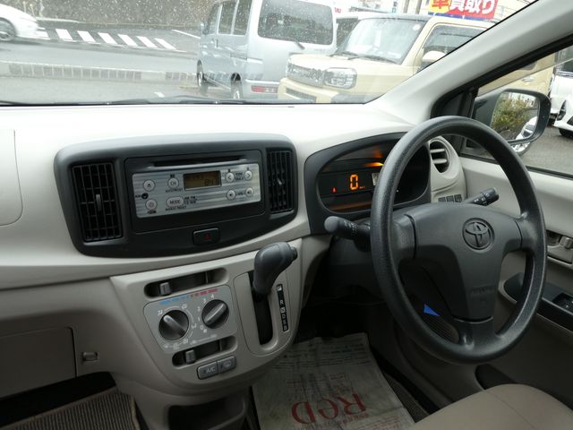 TOYOTA PIXIS EPOCH 2013 Image 31