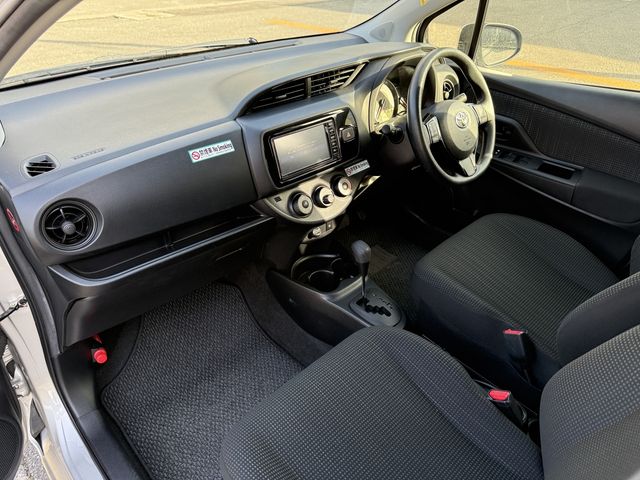 TOYOTA VITZ 2020 Image 31