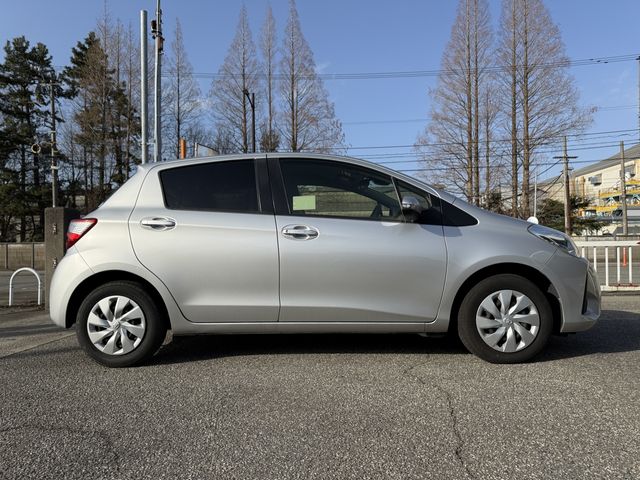 TOYOTA VITZ 2020 Image 31