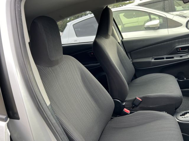 TOYOTA VITZ 2020 Image 31