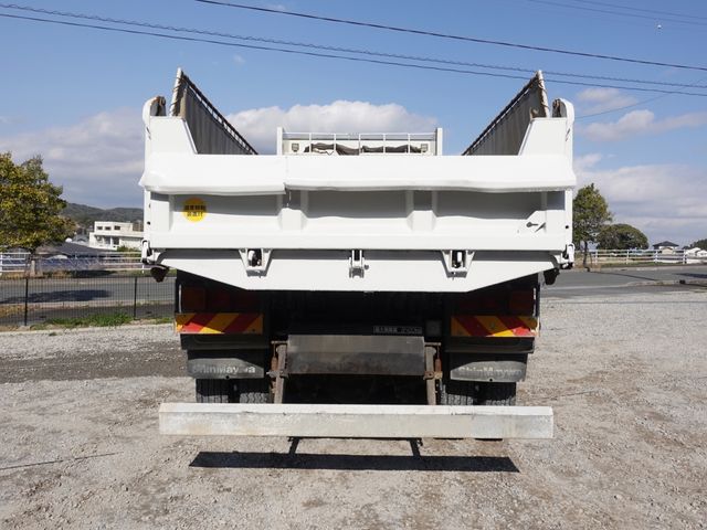 MITSUBISHI FUSOU SUPER GREAT 2013 Image 31