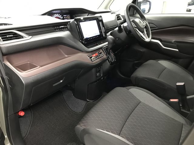 MITSUBISHI DELICA D:2 CUSTOM 2W 2024 Image 31