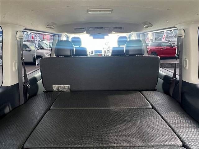 TOYOTA HIACE VAN 4WD 2017 Image 31