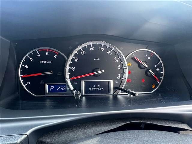 TOYOTA HIACE VAN 4WD 2017 Image 31