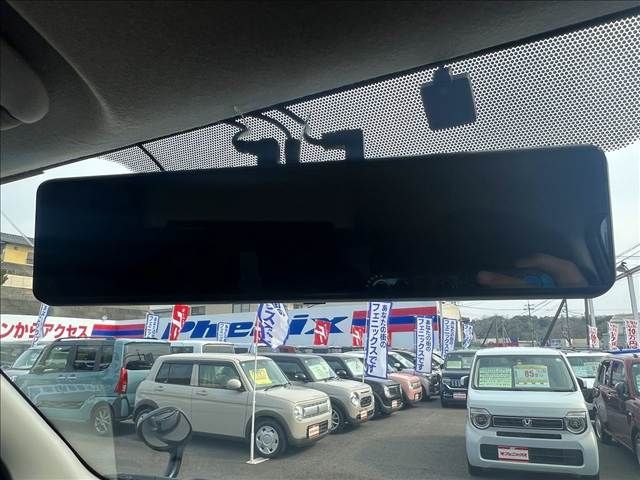 TOYOTA HIACE VAN 4WD 2017 Image 31