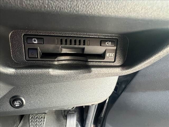 TOYOTA HIACE VAN 4WD 2017 Image 31