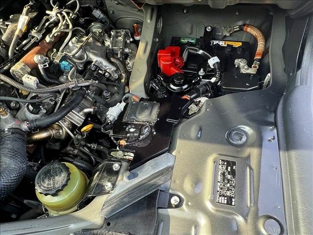 TOYOTA HIACE VAN 4WD 2017 Image 31