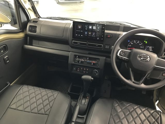 DAIHATSU HIJET TRUCK 4WD 2022 Image 31