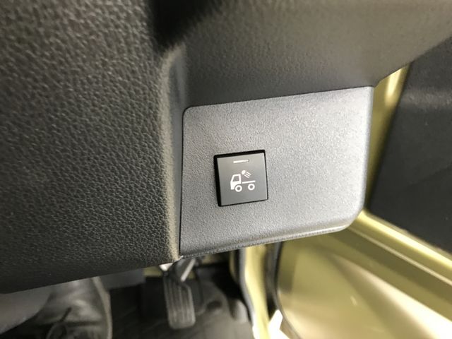 DAIHATSU HIJET TRUCK 4WD 2022 Image 31