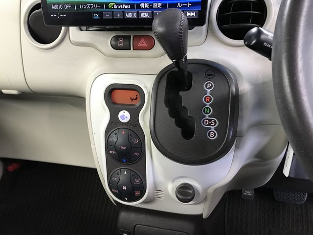 TOYOTA PORTE 2017 Image 31