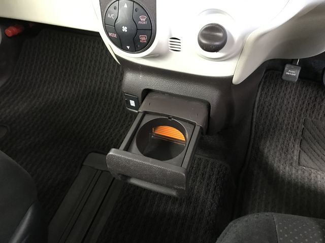 TOYOTA PORTE 2017 Image 31