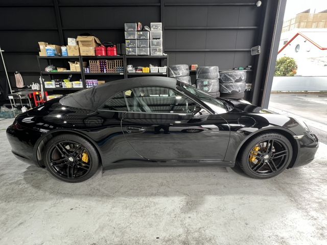 PORSCHE 911 2013 Image 31