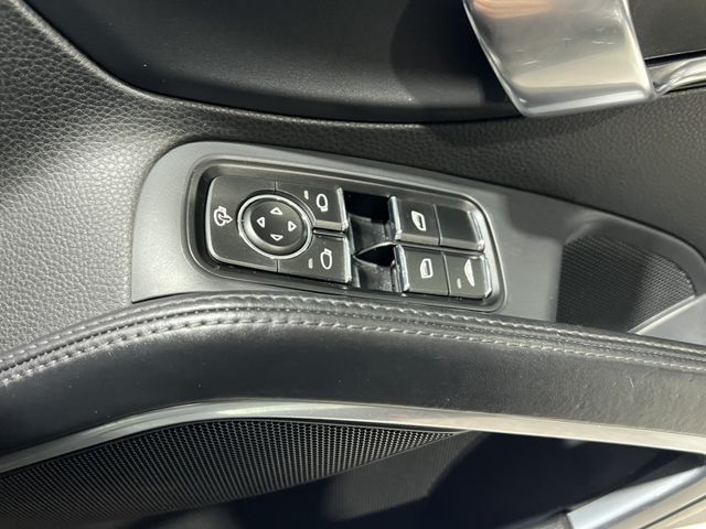 PORSCHE 911 2013 Image 31