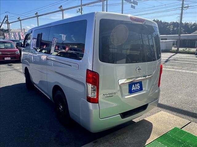 NISSAN NV350 CARAVAN 4WD 2017 Image 31