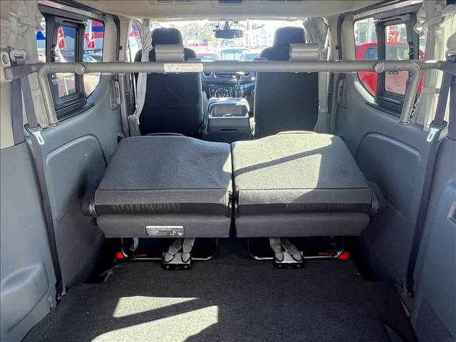 NISSAN NV350 CARAVAN 4WD 2017 Image 31