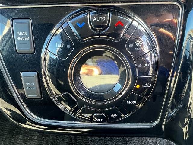 NISSAN NV350 CARAVAN 4WD 2017 Image 31