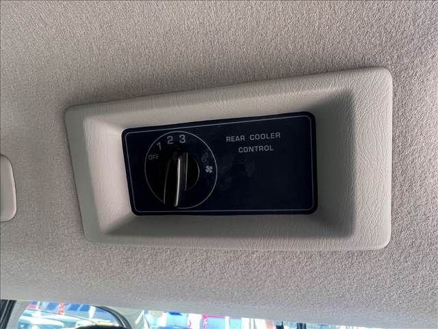 NISSAN NV350 CARAVAN 4WD 2017 Image 31