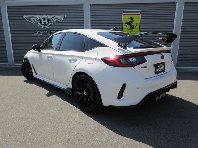 HONDA CIVIC HATCHBACK 2025 Image 31