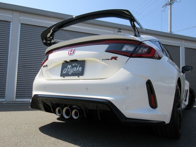 HONDA CIVIC HATCHBACK 2025 Image 31