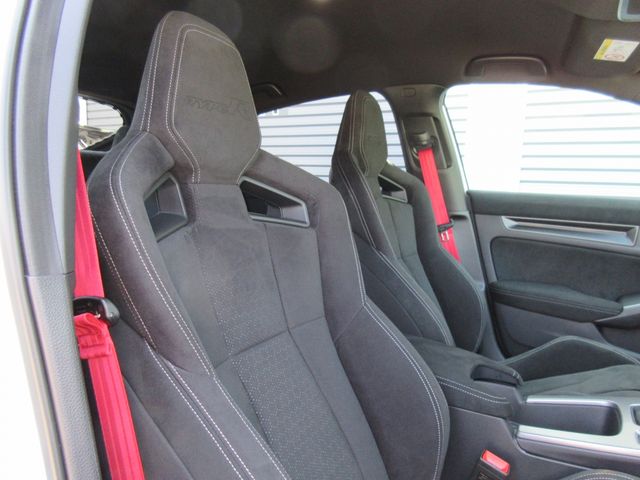 HONDA CIVIC HATCHBACK 2025 Image 31