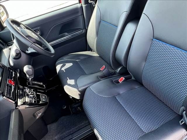 DAIHATSU TANTO CUSTOM 4WD 2023 Image 31