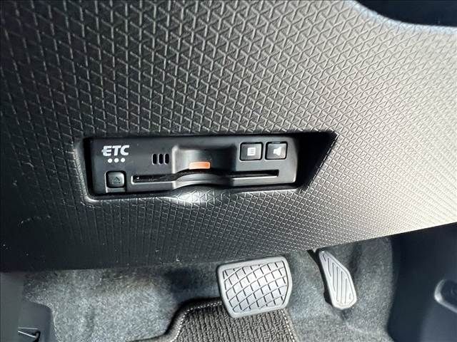 DAIHATSU TANTO CUSTOM 4WD 2023 Image 31