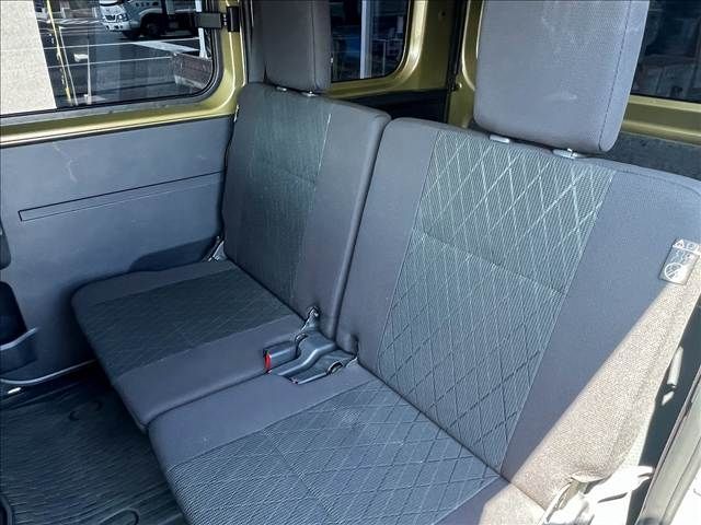 DAIHATSU ATRAI VAN 4WD 2022 Image 31