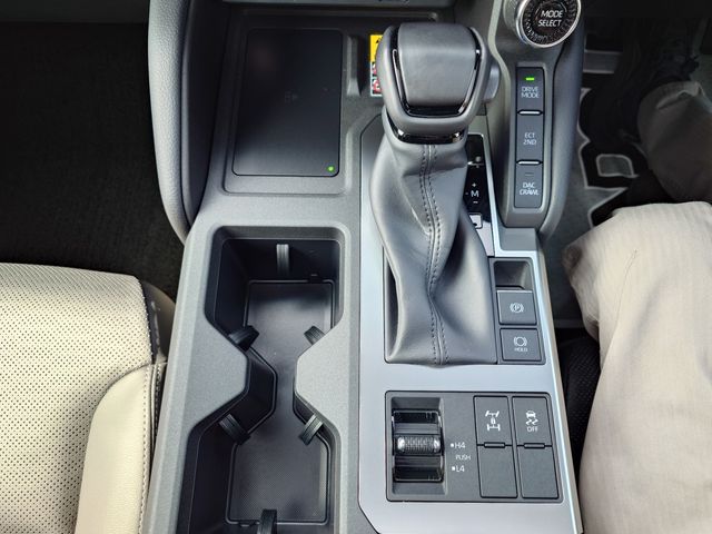 TOYOTA LANDCRUISER 250 2024 Image 31