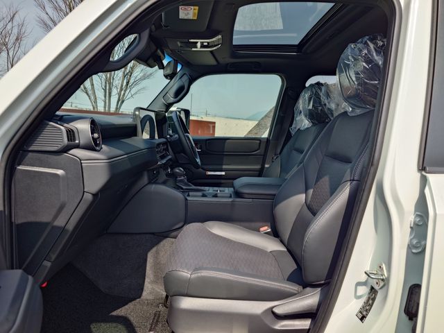 TOYOTA LANDCRUISER 250 2024 Image 31