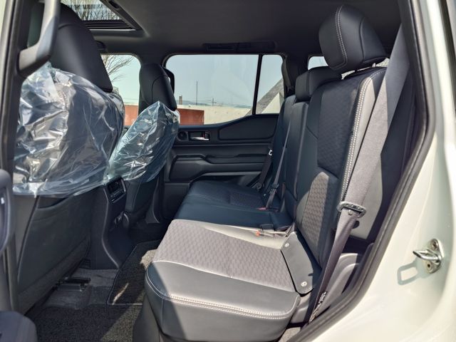 TOYOTA LANDCRUISER 250 2024 Image 31